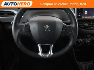 Peugeot 2008 1.2 PureTech Signature