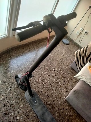 Patinete Xiaomi M365 averiado + 2 baterías