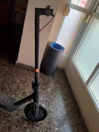 Patinete Xiaomi M365 averiado + 2 baterías