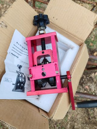Máquina Pelacables SD-025 Roja