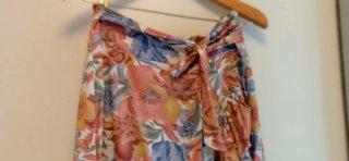Falda midi floral