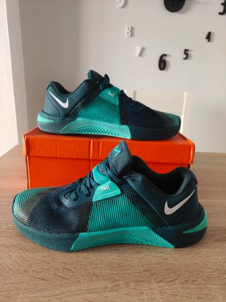 Nike metcom 10