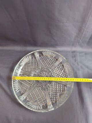 Plato entremesero de cristal