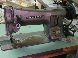 Máquina de coser SEIKO triple arrastre