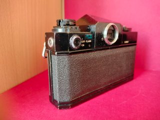 Canon F-1