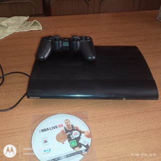 PlayStation 3 Slim Nera + Controller + Gioco