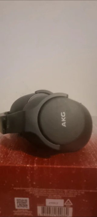 Auriculares AKG Grises