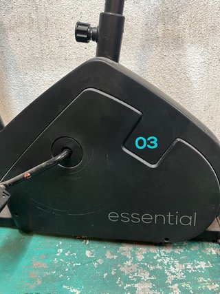 Bicicleta Estática Essential 03