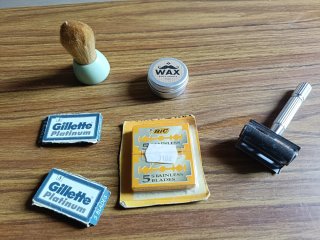Set de barbería clásico Gillette