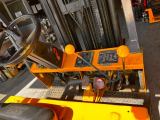 Carretilla elevadora eléctrica TCR
