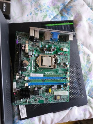 Caja PC Acer Aspire XC600