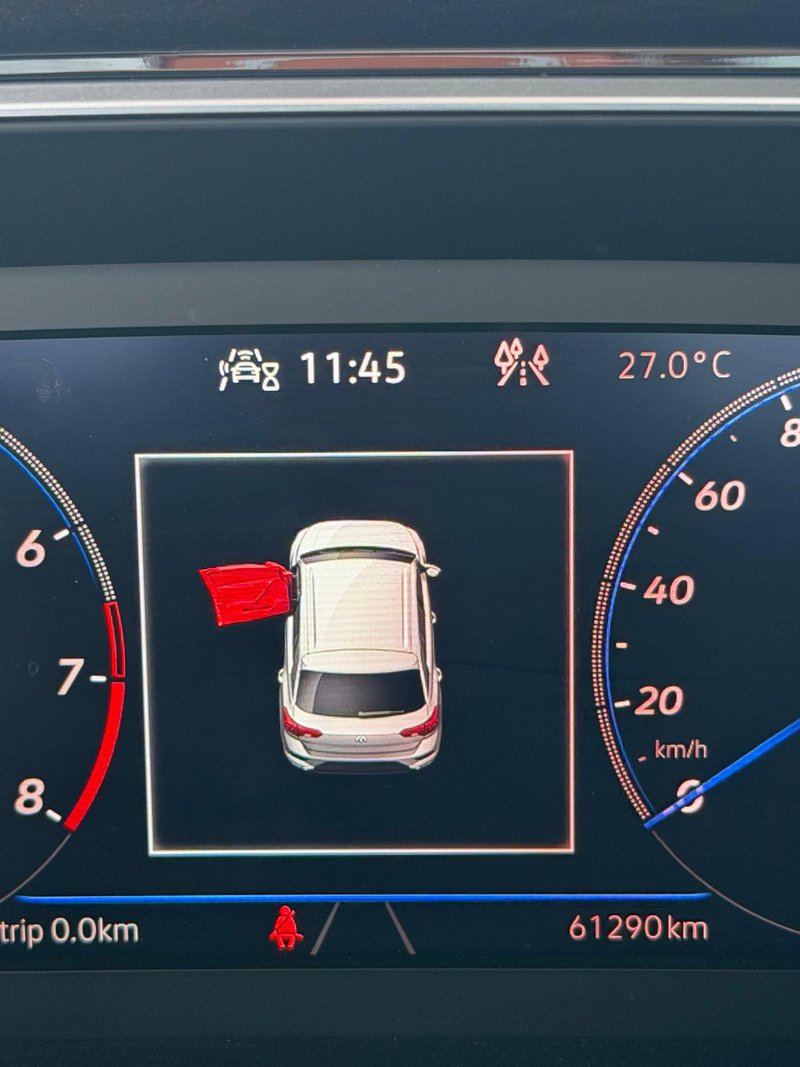 Volkswagen T-Roc R-Line 1.5 TSI EVO DSG7 2023, foto 24