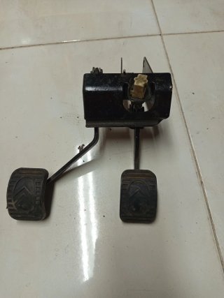 Pedales Citroën 2CV