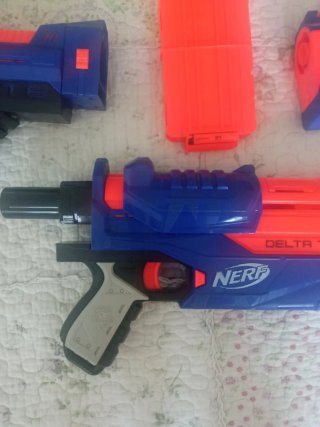 Nerf Delta Trooper Blaster Naranja/Azul