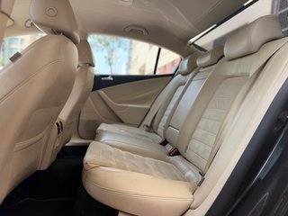 Volkswagen Passat 2010
