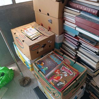 stock lotto fumetti e libri circa 2700 pezzi