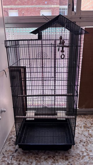 Jaula grande para pájaros