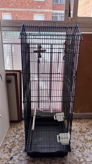 Jaula grande para pájaros