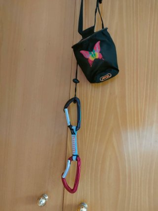 Bolsa magnesio escalada Pelzt + cinta exprés