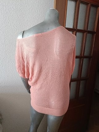Blusón punto calado rosa salmón manga corta