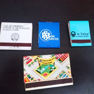 Collezione di 4 scatole di fiammiferi di diverse banche