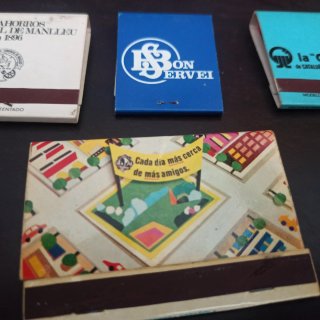 Collezione di 4 scatole di fiammiferi di diverse banche