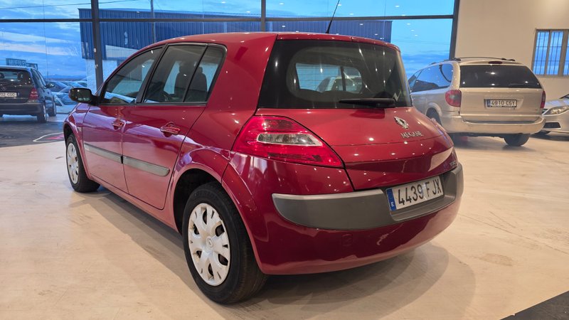 Renault Mégane 1.5 dCi Dynamique 2008, foto 3