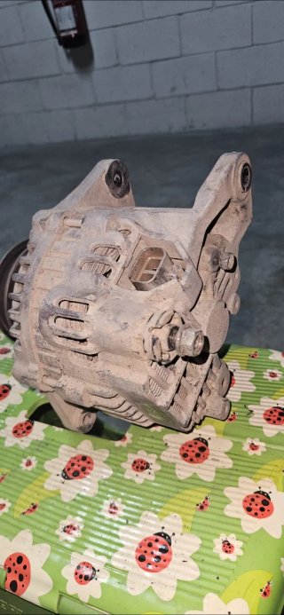 Alternador Nissan Patrol GR Y61 TD6