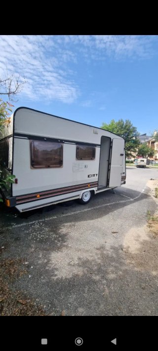 Caravana Burstner