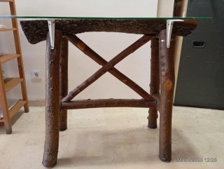 Mesa Rústica Alcornoque Natural CON tapa de crista