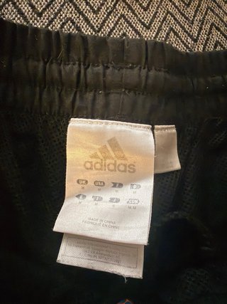 Pantalón corto Adidas negro