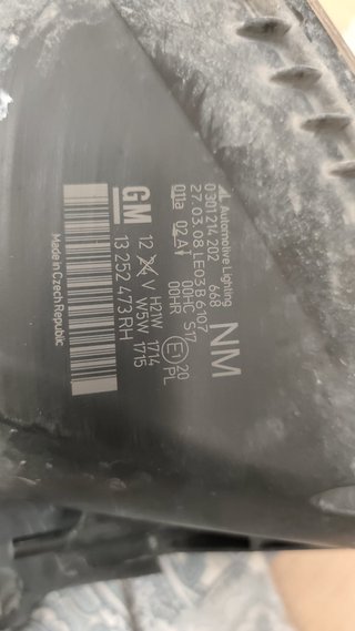 Faro Delantero Derecho Opel Zafira B