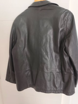 Chaqueta de cuero Cortefiel Talla 48 Hombre