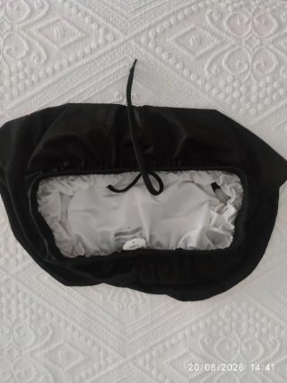 Pantalón corto atletismo Lacatoni negro