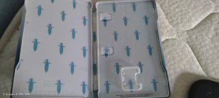 Carcasa metálica Pokémon Espada