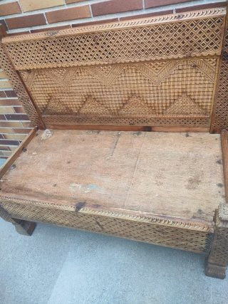 Pieza antigua de madera