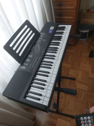 Piano Rock Jam RJ361 con soporte y funda