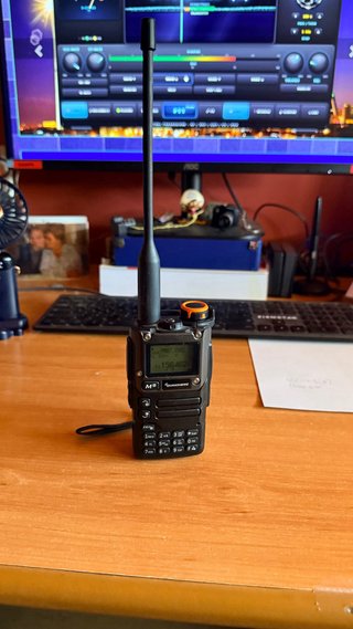 QUANSHENG UV-K5 (8) Radio Portátil