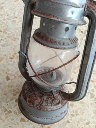 Antiguo quinqué lámpara de aceite