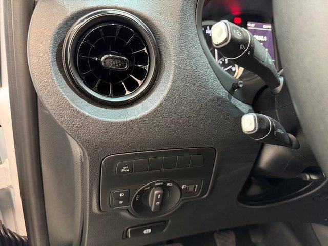 Mercedes-Benz Vito 114CDI 100kW furg Select extralarga