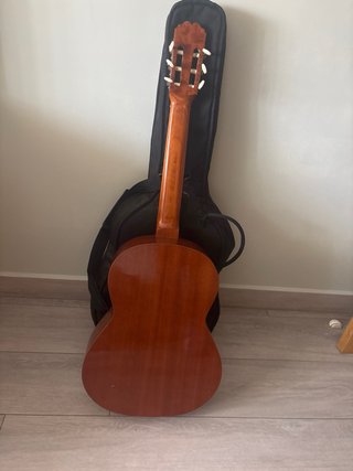 Funda y guitarra española original