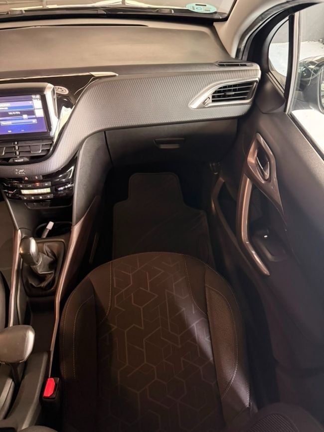 Peugeot 2008 2016, foto 12