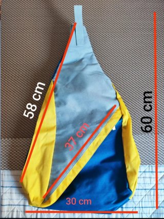 Mochila bandolera ajustable