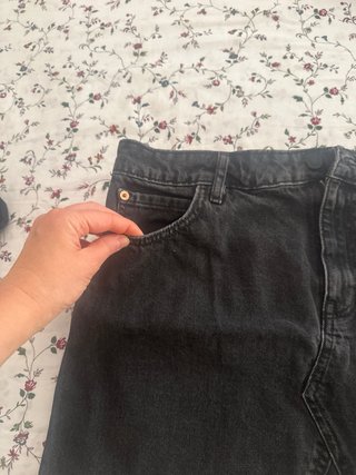 Falda vaquera negra Mango Talla L