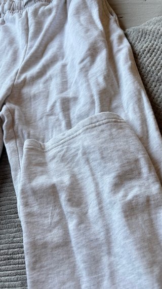 Pantalones anchos grises de chándal