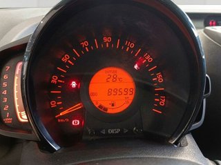 Toyota Aygo AYGO 1.0 70CV X-PLAY 5P