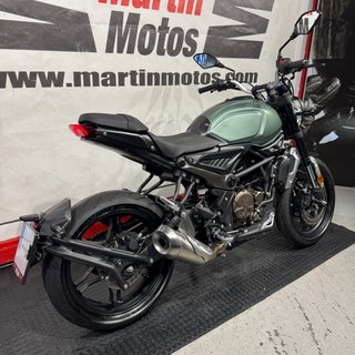 VOGE 300 AC