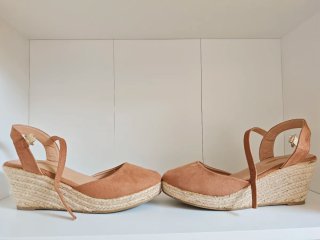 Cuñas esparto Primark marrón