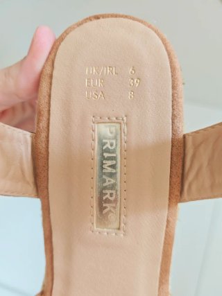 Cuñas esparto Primark marrón