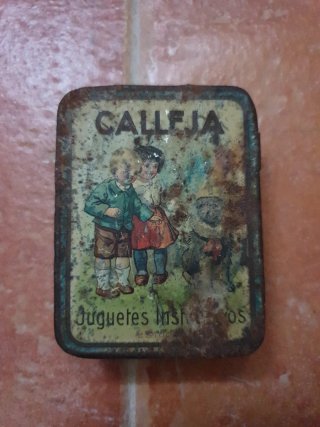 3 latas antiguas: Calleja, Sami, Homeopáticas